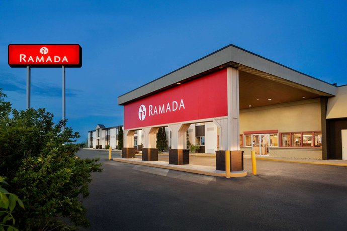 Ramada by Wyndham Bismarck