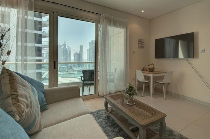 Studio Apartment in Jumeirah Beach Residence by Deluxe Holiday Homes