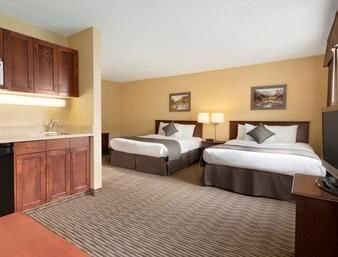 Days Inn by Wyndham Calgary South