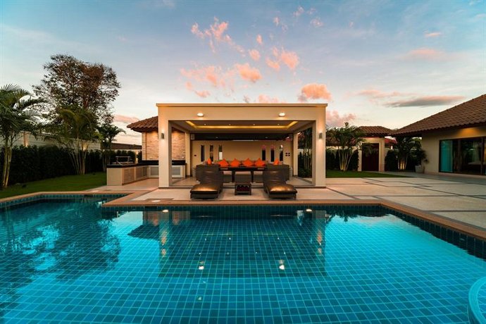 Luxury Pool Villa 134