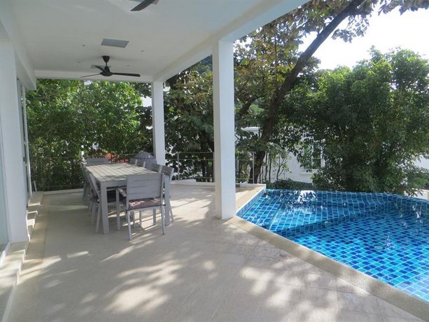 Villa Ginborn 5 bedroom Pool Villa with Sea View