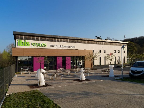 Ibis Styles Castres Castres-Mazamet Airport France thumbnail