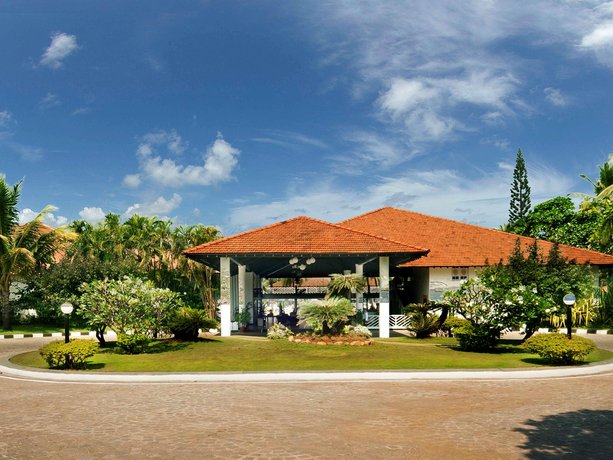 Novotel Goa Dona Sylvia Resort Hotel