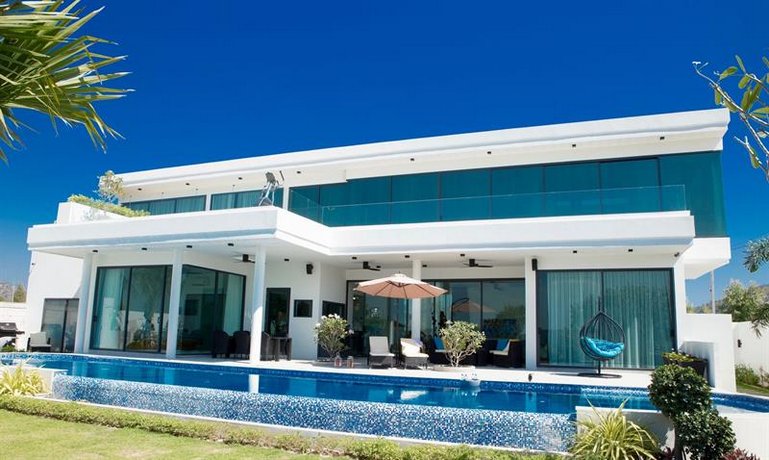 La Lua Resort