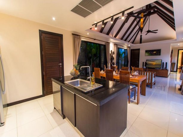 Tulip Pool Villa