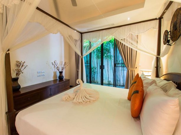 Tulip Pool Villa