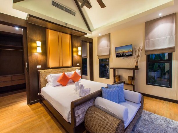 Tulip Pool Villa