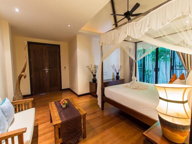 Tulip Pool Villa