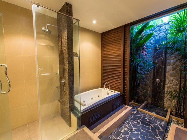 Tulip Pool Villa