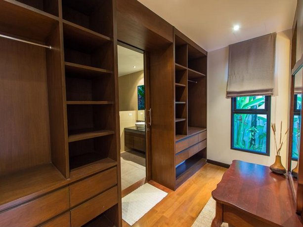 Tulip Pool Villa