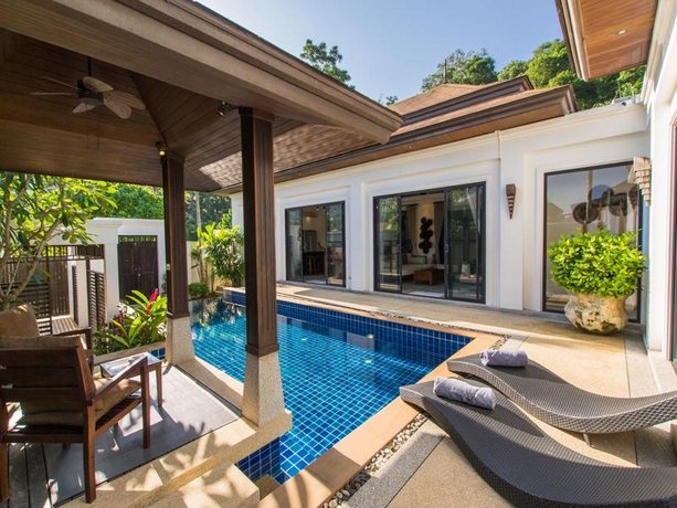 Tulip Pool Villa