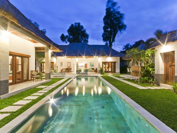Villa Alore