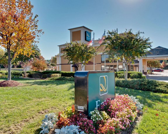 Quality Inn & Suites Matthews