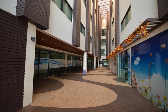 U Style Hotel