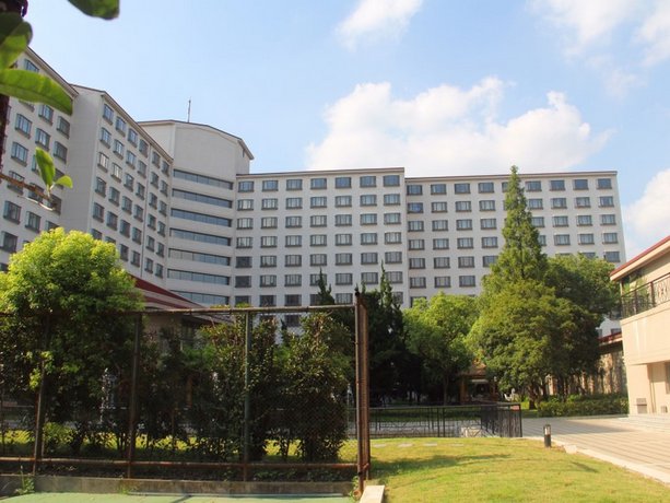 GreenTree Eastern Shanghai Hongqiao Airport LongBai Hotel Former Hotel Nikko Longbai