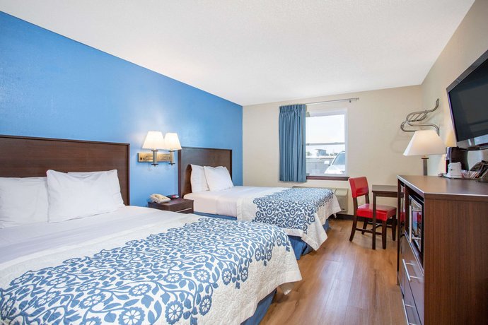 Days Inn By Wyndham Lancaster Pa Dutch Country Compare Deals