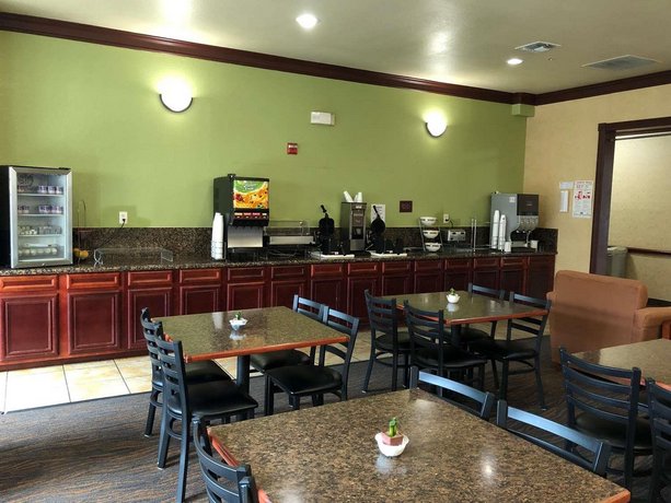 SureStay Plus Hotel by Best Western Near SeaWorld San Antonio