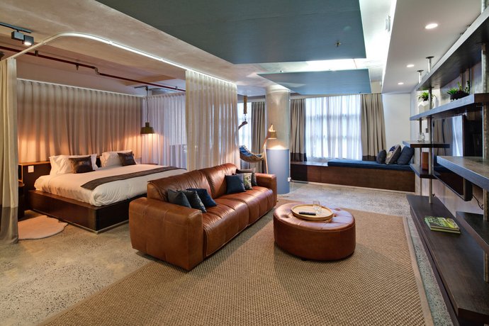 Photo: Zara Tower - Luxury Suites and Apartments