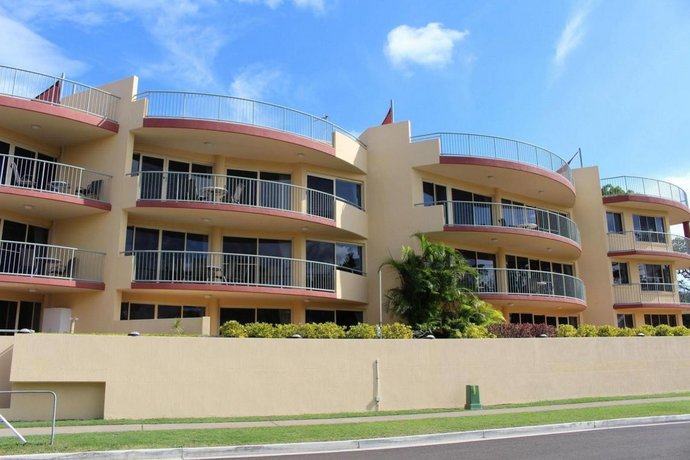 Alexander Beachfront Apartments Hervey Bay Compare Deals Alexander Beachfront Apartments