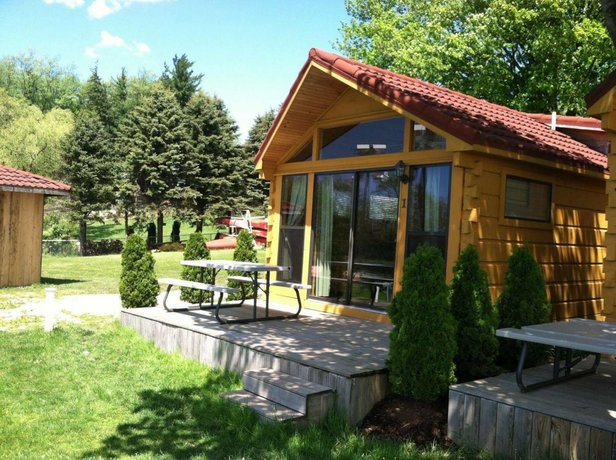 Edinboro Lake Resort Cabins Compare Deals