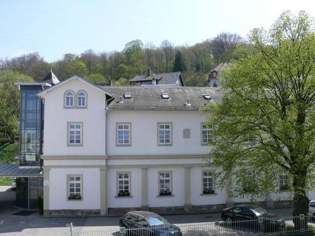 Hotel Garni Haus Gemmer Coburg Compare Deals