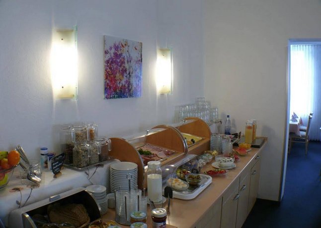 Hotel Garni Haus Gemmer Coburg Compare Deals