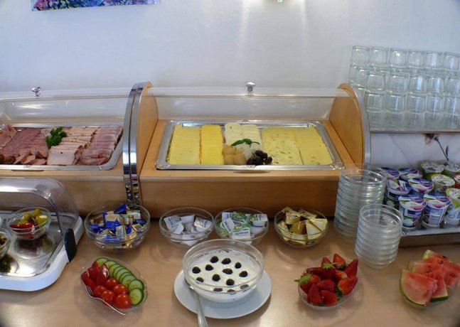Hotel Garni Haus Gemmer Coburg Compare Deals