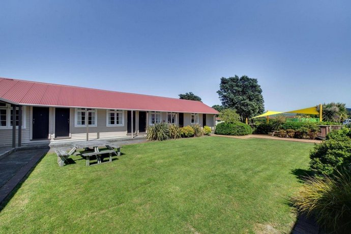 Wellington TOP 10 Holiday Park, Lower Hutt - Compare Deals