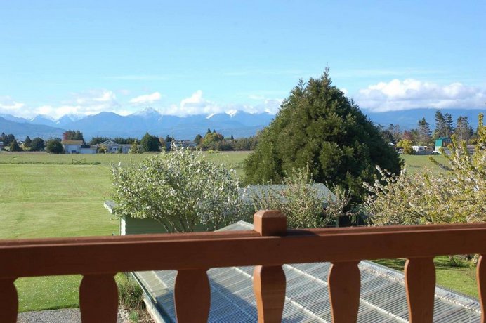 Greenhouse Inn By The Bay Port Angeles Compare Deals