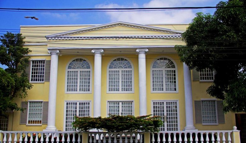 Cedros INN 