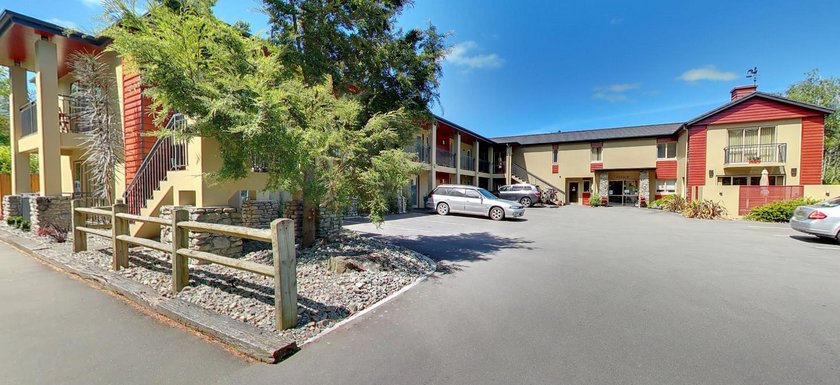 Tussock Peak Motor Lodge