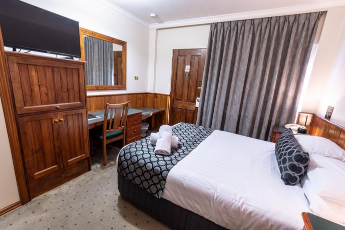 Astor Inn
