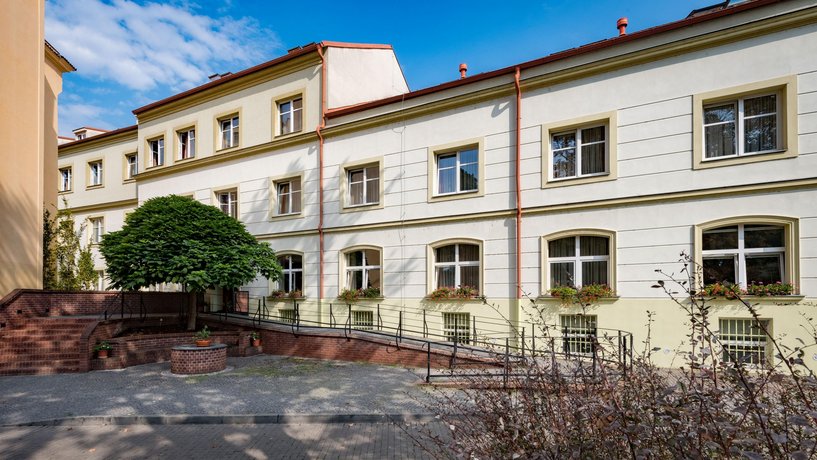 Hotel Ostruvek