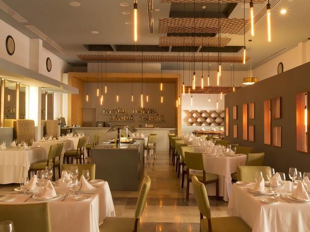 Altitude By Krystal Grand Punta Cancun - All Inclusive