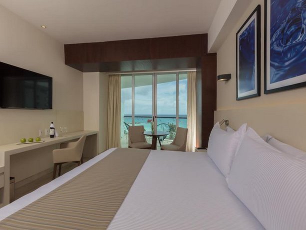 Altitude By Krystal Grand Punta Cancun - All Inclusive