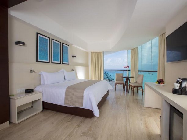 Altitude By Krystal Grand Punta Cancun - All Inclusive