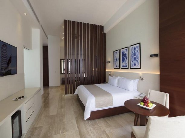 Altitude By Krystal Grand Punta Cancun - All Inclusive