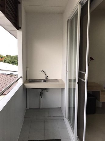 OYO 405 Ruan Plaisoi Apartment