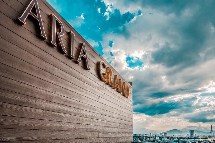 Aria Grand Hotel & Spa