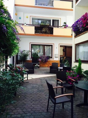 Apartments Haus Daniela Cochem Compare Deals