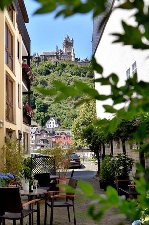 Apartments Haus Daniela Cochem Compare Deals