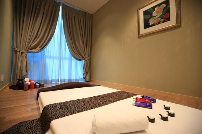 High1 Grand Hotel Convention Tower