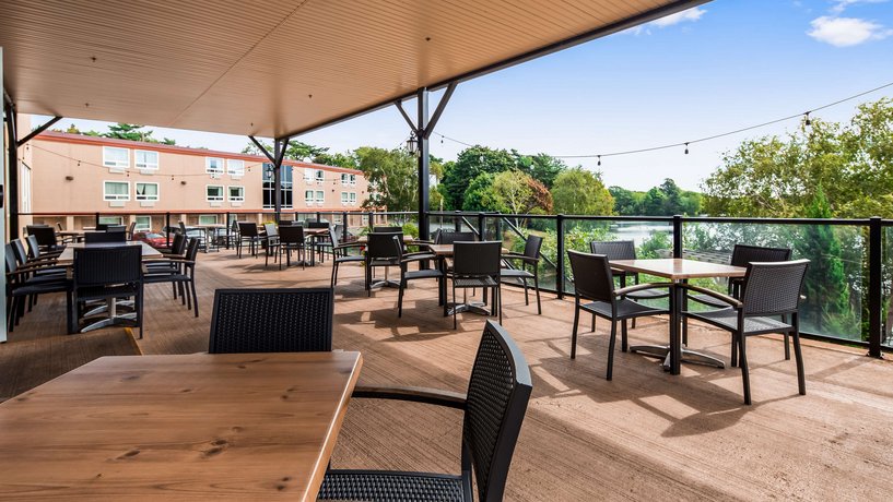 Best Western Plus Chocolate Lake Hotel - Halifax