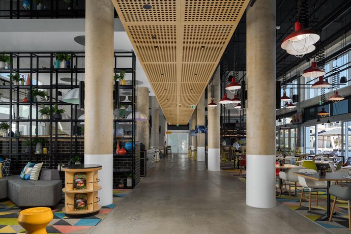 Atura Adelaide Airport