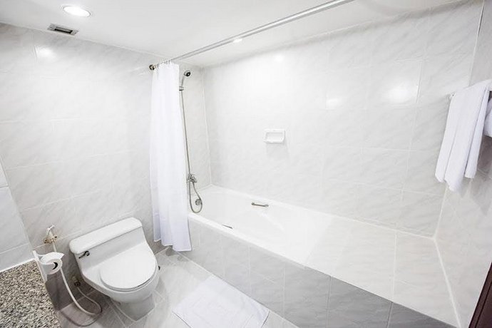 Omni Tower Sukhumvit Nana By Compass Hospitality