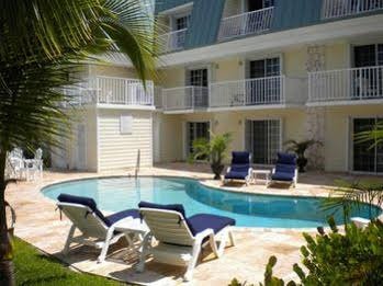 Colindale Apartments Williams Town Bahamas thumbnail