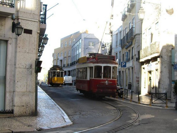 Try Lisbon Sao Cristovao