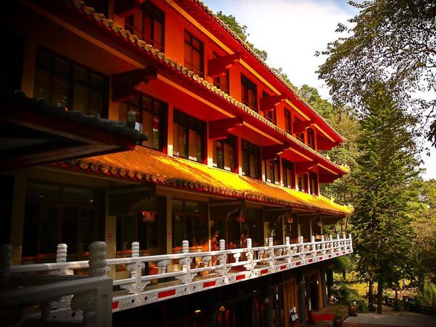 Yun Hsien Resort Wulai Falls Taiwan thumbnail