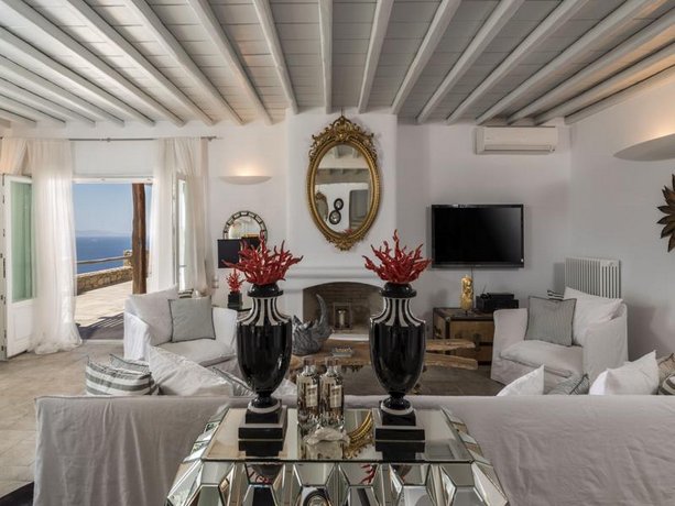 Mykonos Crystal Resort
