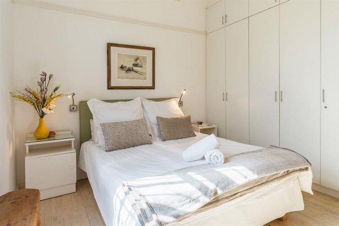 Prince Edward Mansions Suite 3